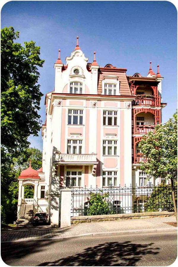 Apartman Vila Bayer Karlovy Vary Exterior photo